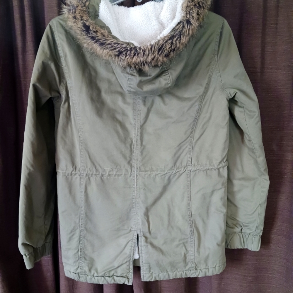 YOKI - Picture 6 of 10